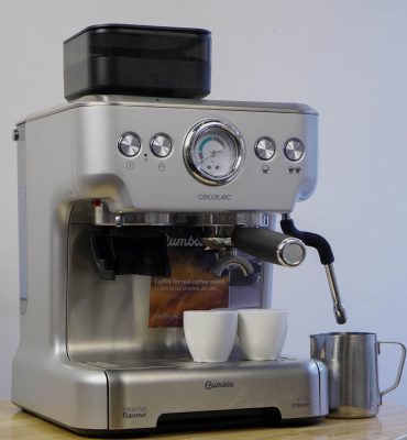 máy pha cà phê cecotec espresso 20