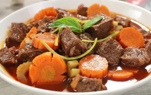 Thực Phaarp Cho Người Thiếu Máu