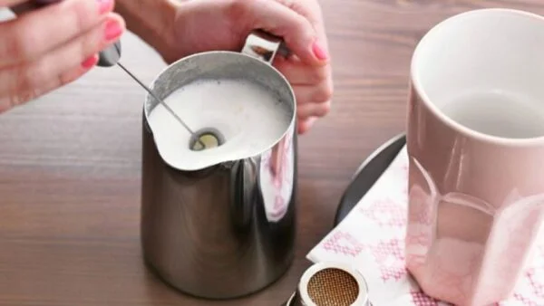 Cách Pha Capuchino