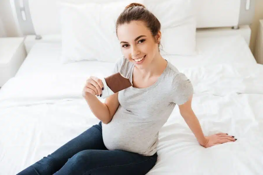 Bà Bầu Ăn Socola Được Không? Lưu Ý Khi Ăn Socola Khi Mang Bầu 12 Bà Bầu Ăn Socola Được Không?