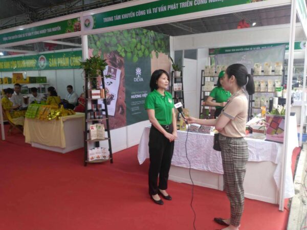 Deva Tham gia Hội chợ triển lãm hàng công nghiệp nông thôn